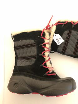 Columbia Girls Boots Size 3