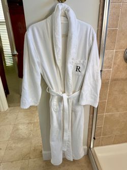 Marriott White Terry Cloth Bathrobe