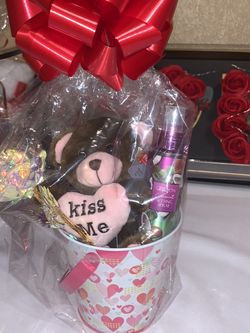 Valentine Bucket 💖🌹