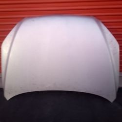 2006-2012 Toyota RAV4 Hood With Accessories Oem.