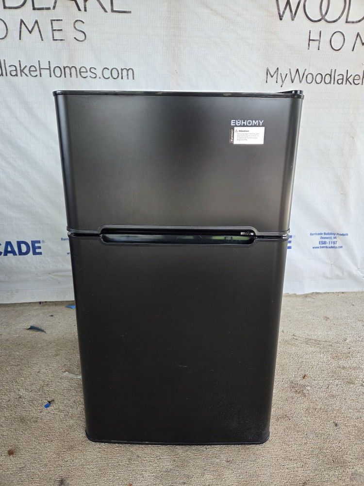 EUHOMY Mini Fridge
