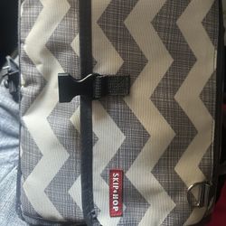 Skip+Hop Portable Changing Pad