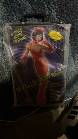 Devillish Mistress 8-Piece Adult Halloween Costume