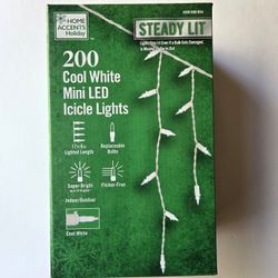 HOME ACCENT Christmas 200 Cool White Mini LED Icicle Lights, White Wire.