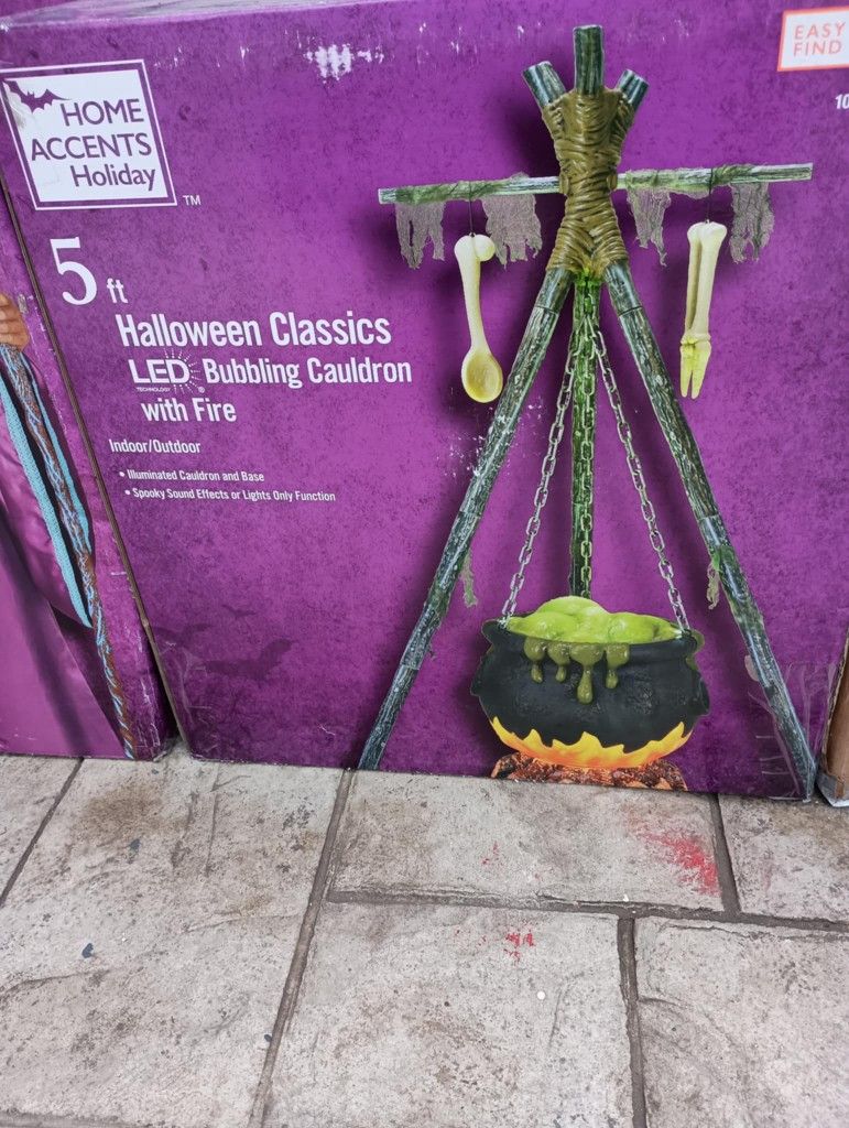 Home Accents Holiday Halloween Decoration