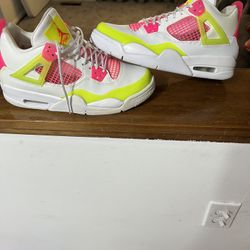 Jordan 4s 