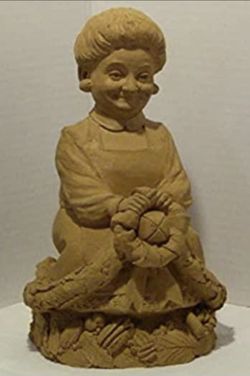 Tom Clark Gnome “Mrs Claus”