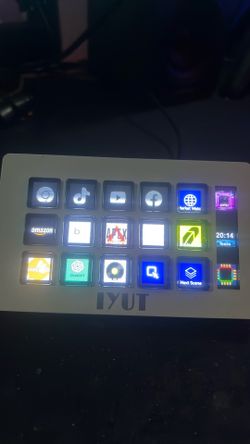El Gato Stream deck for sell