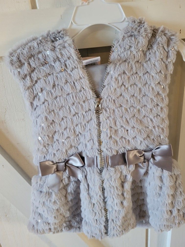 Little Girls Faux Fur Vest W/ Ears Size 4