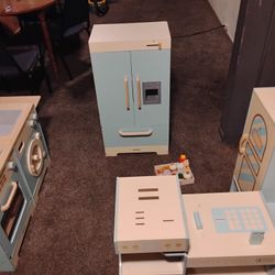 Robud 4 Groups Play Kitchen And More 