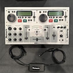 Newmark KMX 02 Professional Karaoke Mixer 
