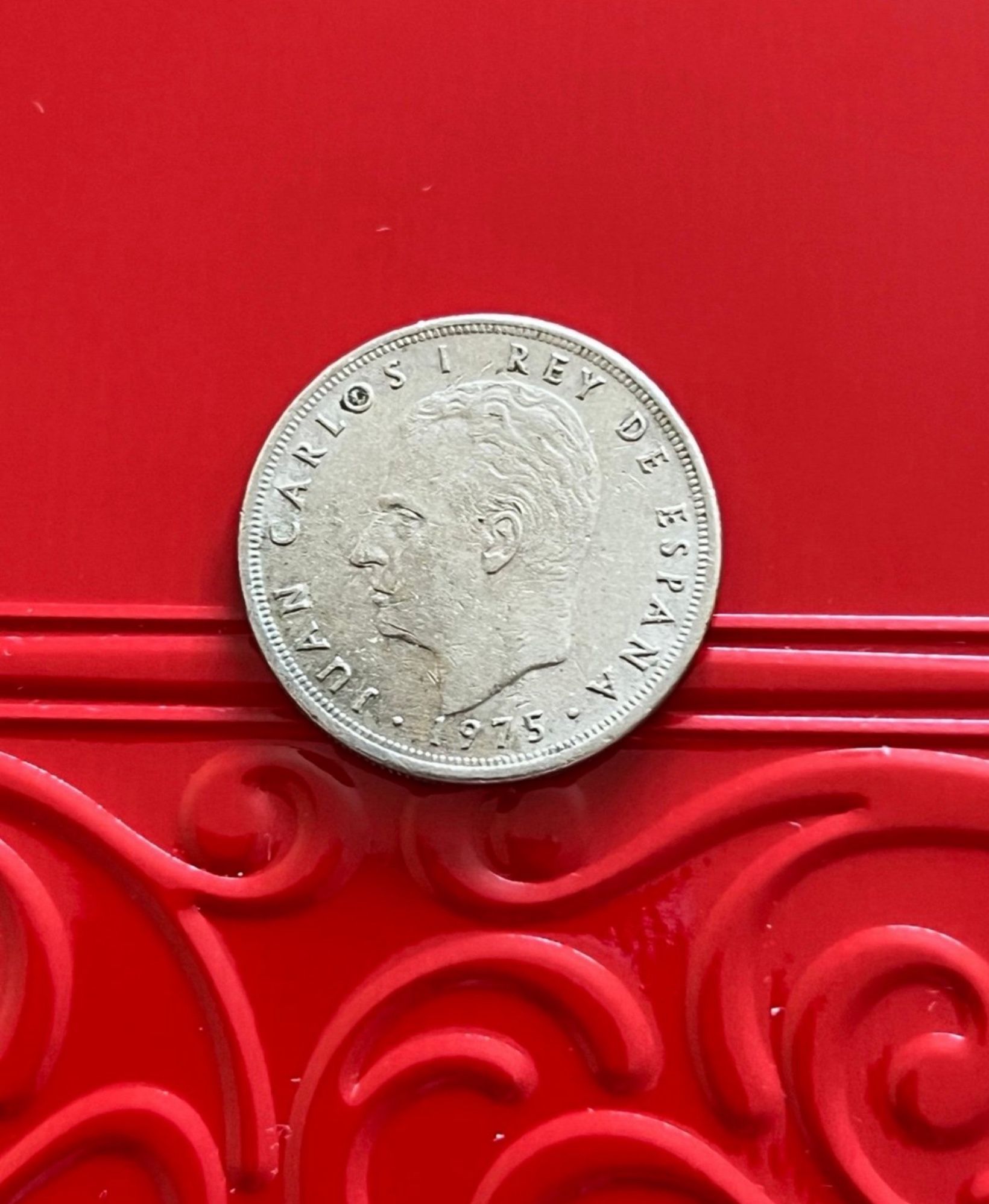 1975 Spain 5 pesetas coin.