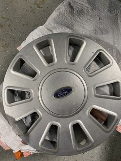 Ford Hubcaps
