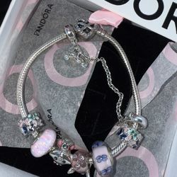 Pandora bracelet 