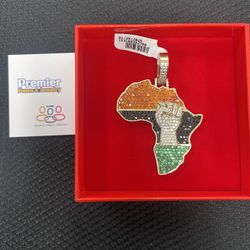 14k Gold Pendant Of Africa 