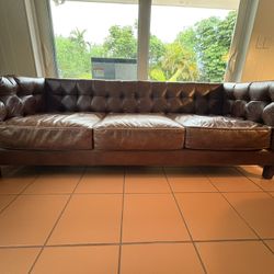 Tufted Top Grain Leather Sofa Library Antique brass 