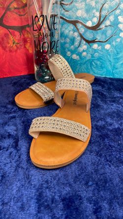 Laundry List Rhinestone Slide Sandals, size 10, ( pre- owned). In great condition.