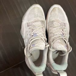 Way of wade basketball shoes cherry blossom city 13