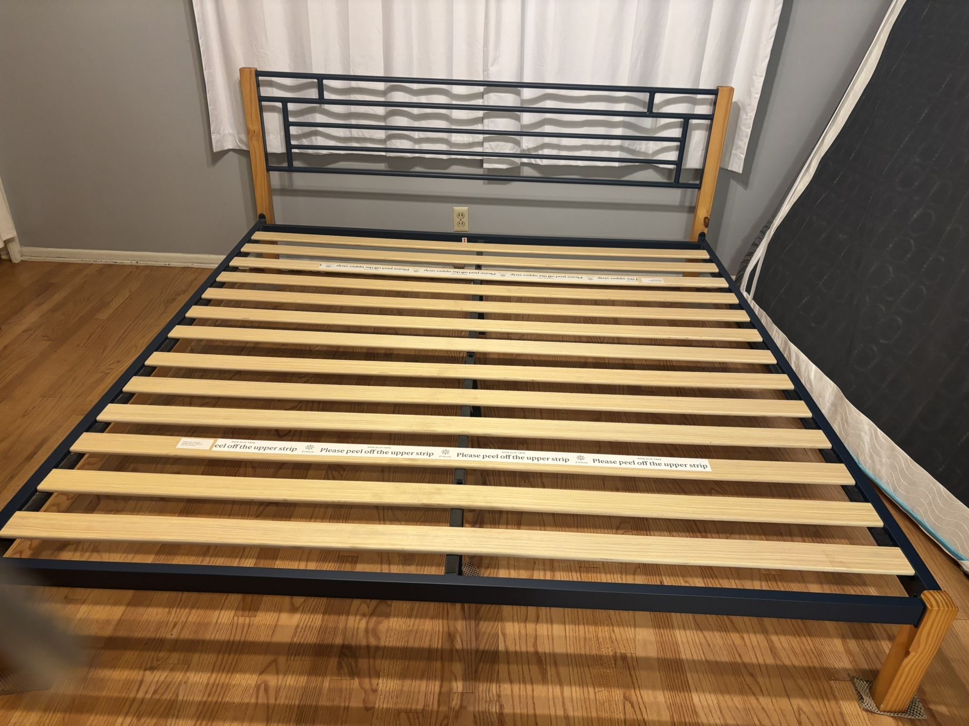 Queen Size Bed And Mattress