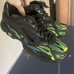 Supreme X Nike Spectrum Zoom 