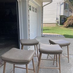 Counter Stools 4