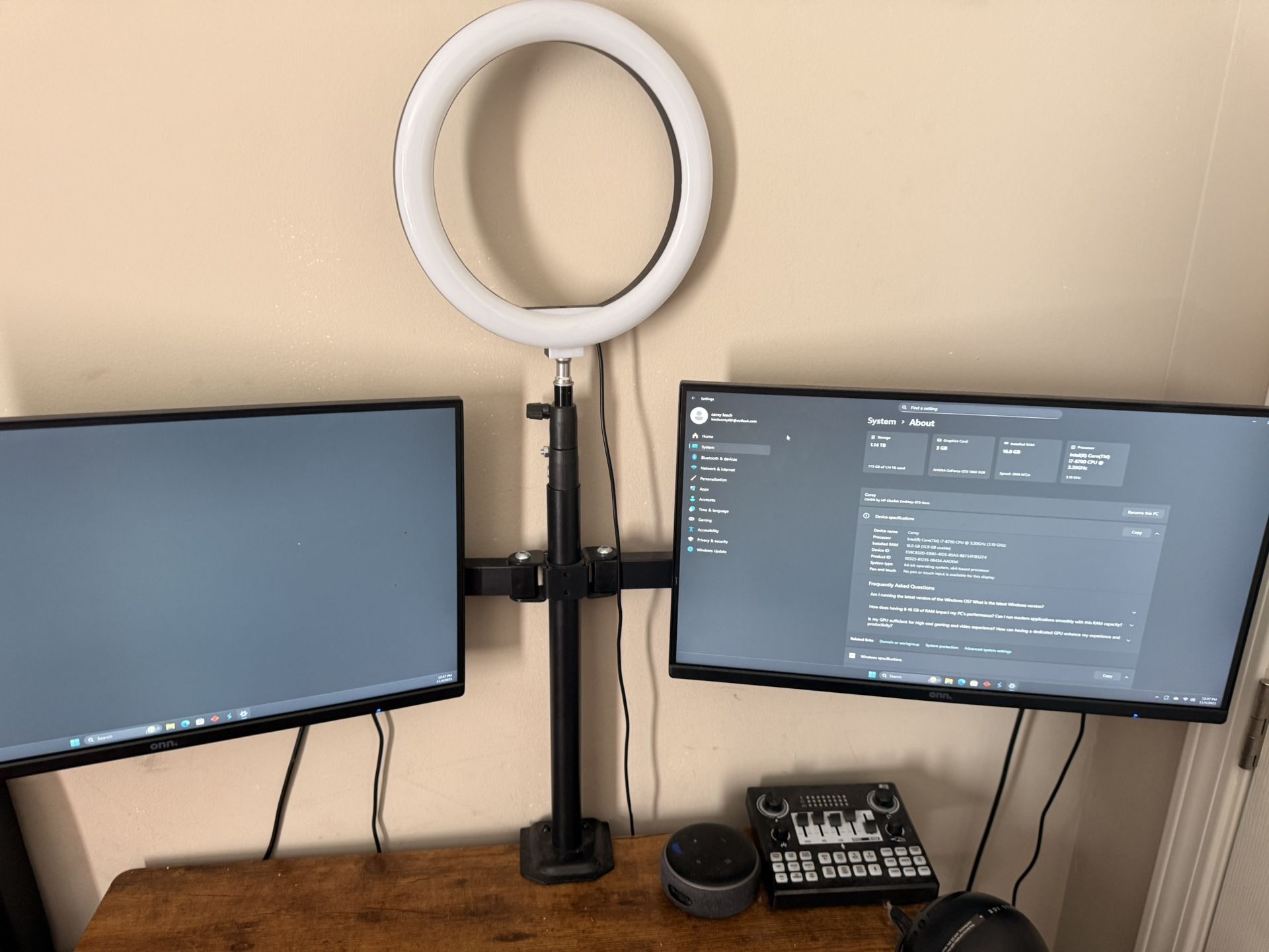 2Γ 25β³ HD Monitors (Perfect for Gaming or Work) Price: $120 for both or $70 each
