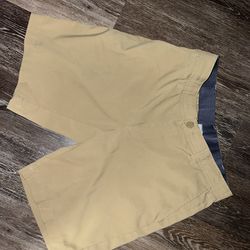 Size 30 Men’s Khaki Chino Shorts