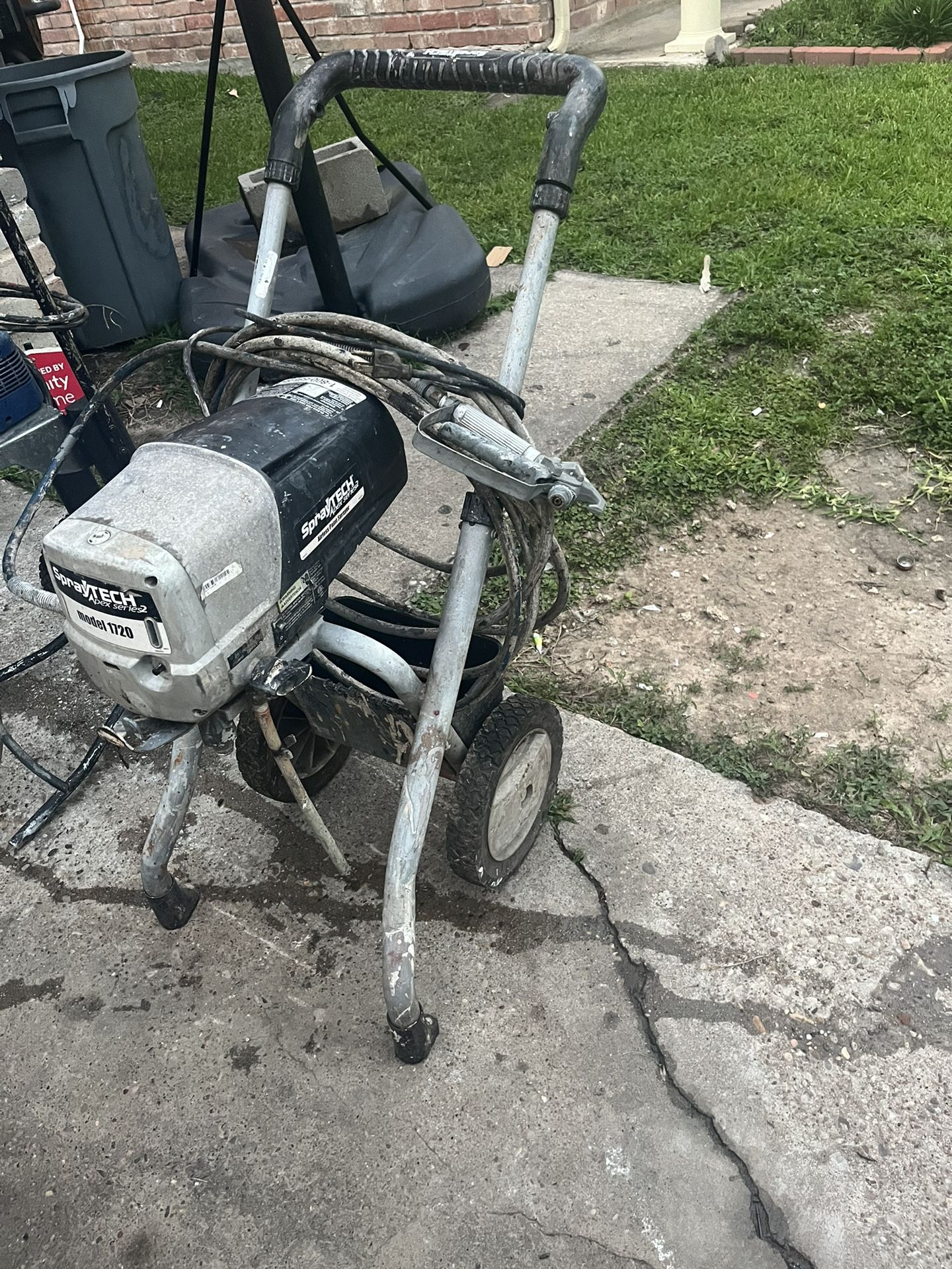 spray tech model 1720 spray machine for Sale in Houston,