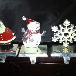 stainless 2lb stocking holder $10e