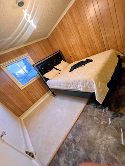 Queen size bedroom set