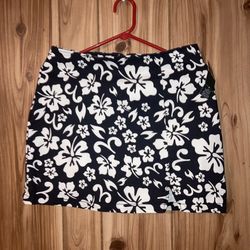 Brand New Women’s Wild Fable Skirt Size Small