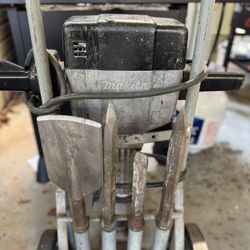 MAKITA JACK HAMMER