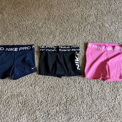 Nike Pro Shorts women’s M
