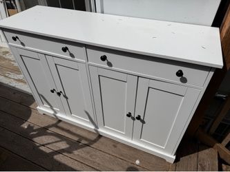 Free cabinets set of 2