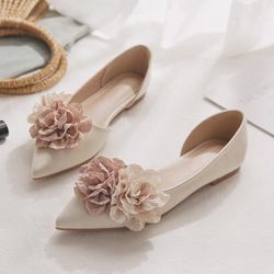 Floral Decorated Women's Flats, Size 5.5