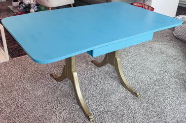 Vintage Pedestal Dining Table - Blue and Gold