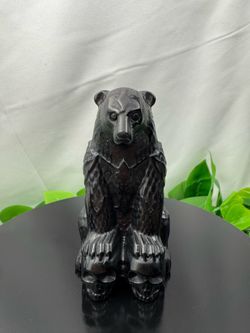Crystal Obsidian Bear on Skulls