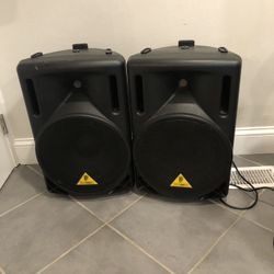 12  Inches Behringer Power Speaker 