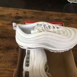 New Kid’s Nike Air Max 97 size 7Y/8.5W