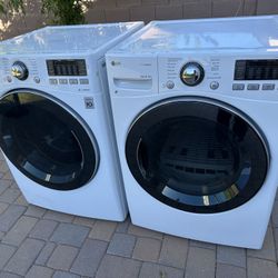 LG - Washer And Dryer (Electric) - Excellent Conditions