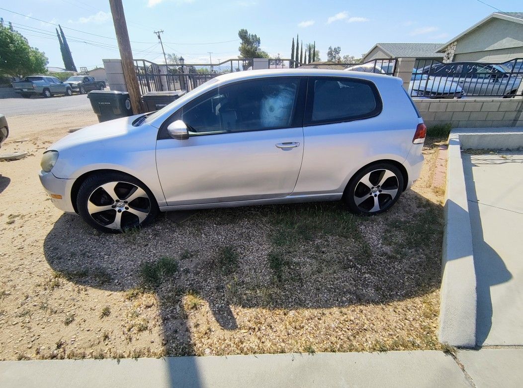 2010 Volkswagen Golf