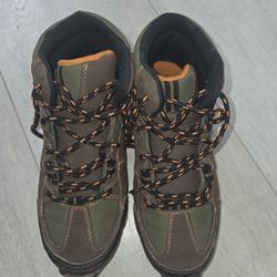 Rugged Outback  Brown/Black Lace Up Hiking Boots Shoes Youth Size 5