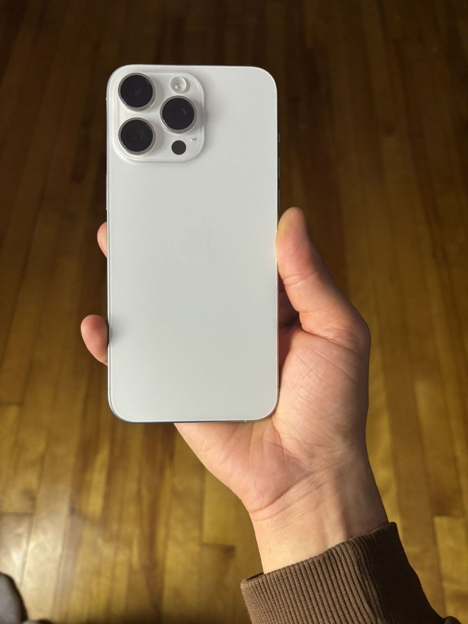 iPhone 15 Pro Max