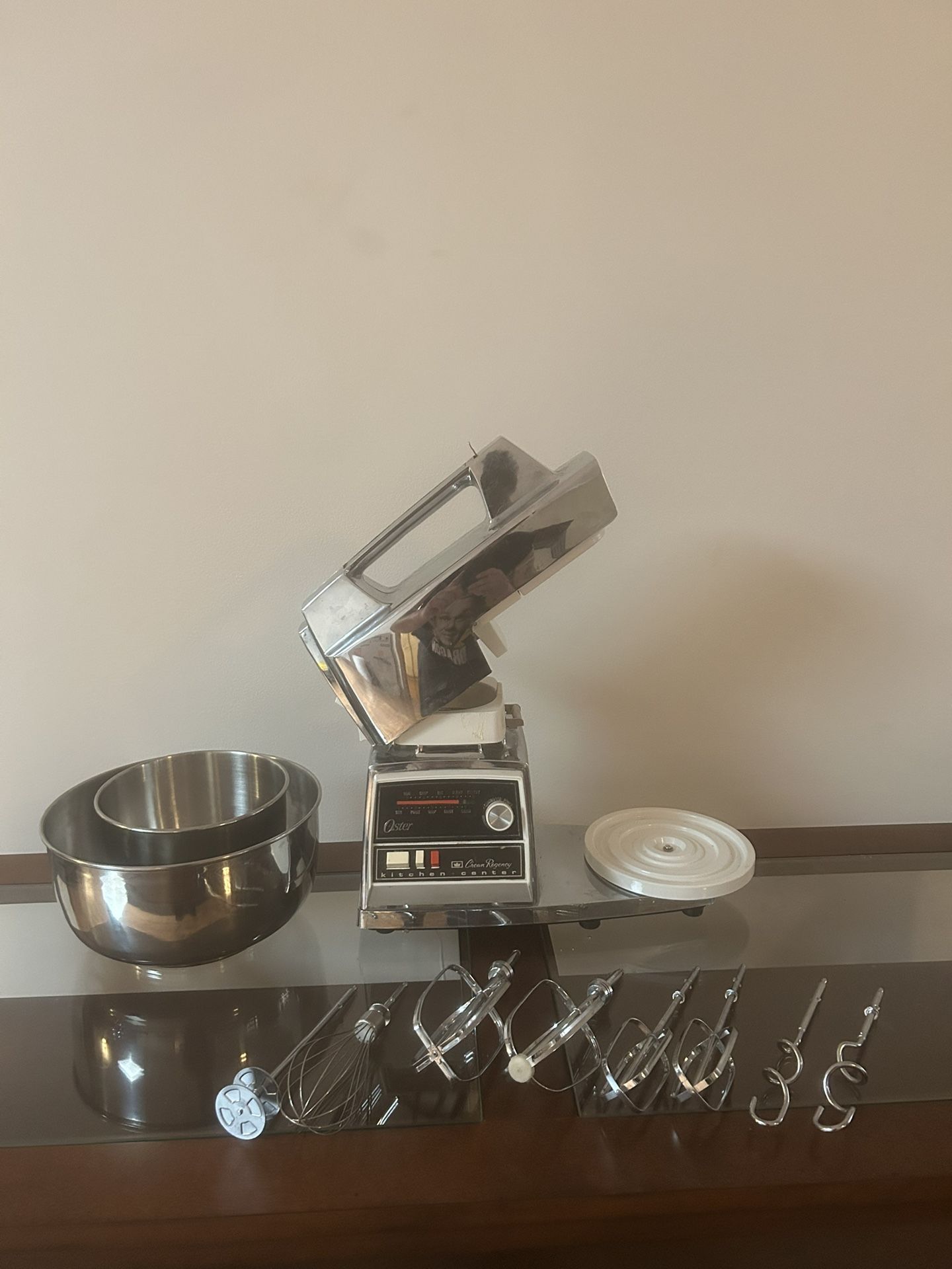 Vintage 1980's Oster Regency Kitchen Center Mixer, Shredder, Whisker, Blender, Food Processor w/ 8 accs.