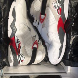 2025 Jordan 8s Bugs Bunnys 