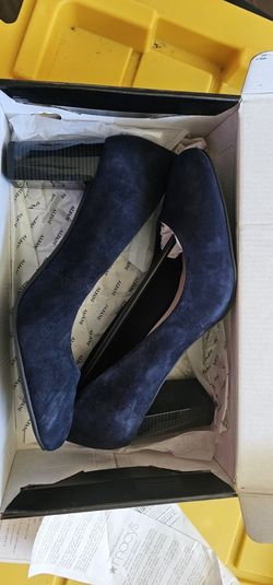 Navy - Suede Pumps - Size 9.5
