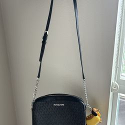 Michael Kors Crossbody Bag
