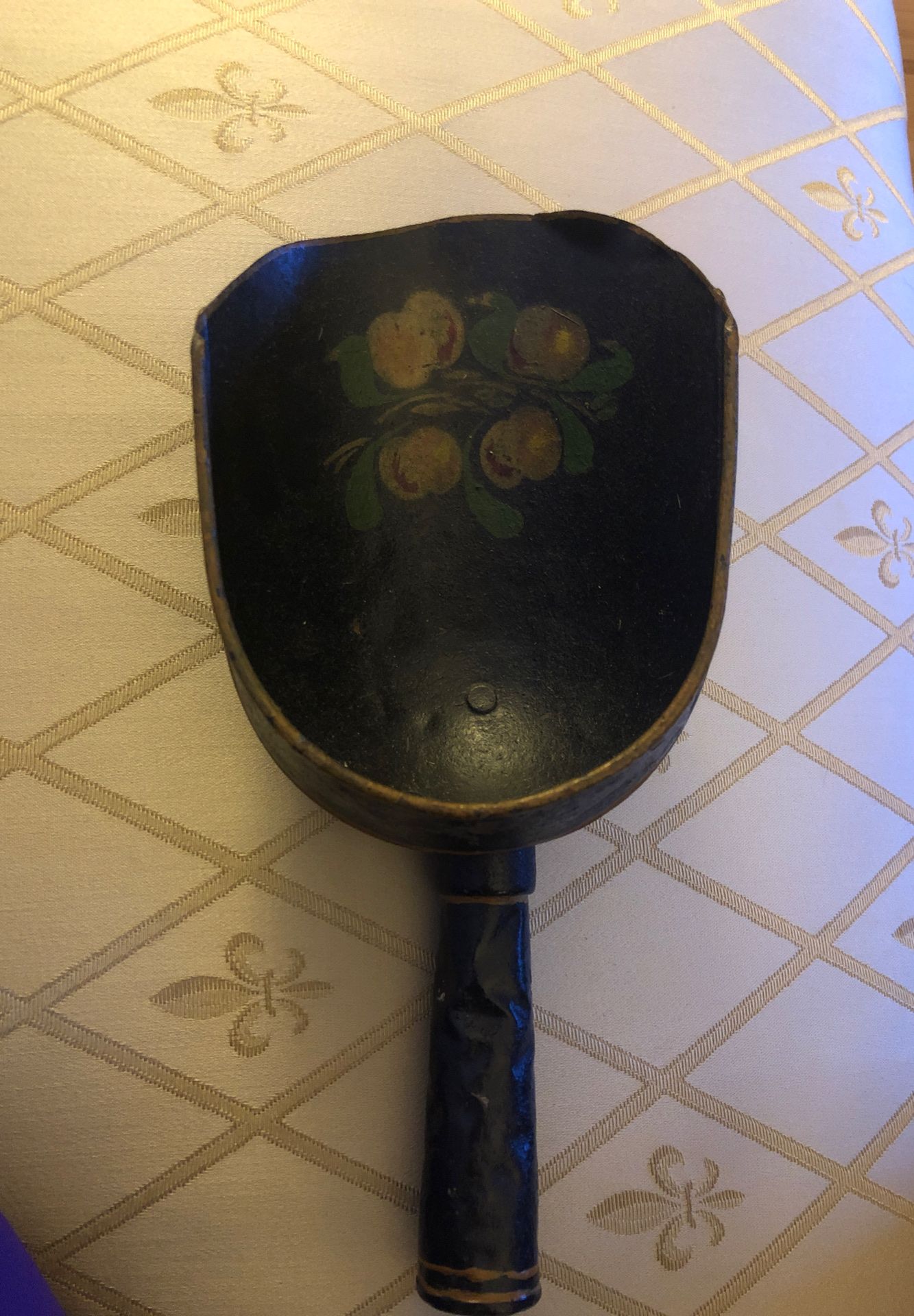 Antique coffee scooper from 1880