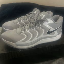 Nike Low-Top Sneakers Gray and White