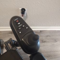 Brand New Collapsible Electric Chair 